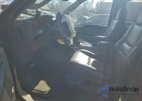 2003 Ford Excursion Eddie Bauer z USA, uszkodzony, nr VIN 1FMSU45FX3EA15934